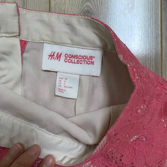 H&M Conscious Collection Lace Pencil Skirt US 4 - Picture 3 of 6